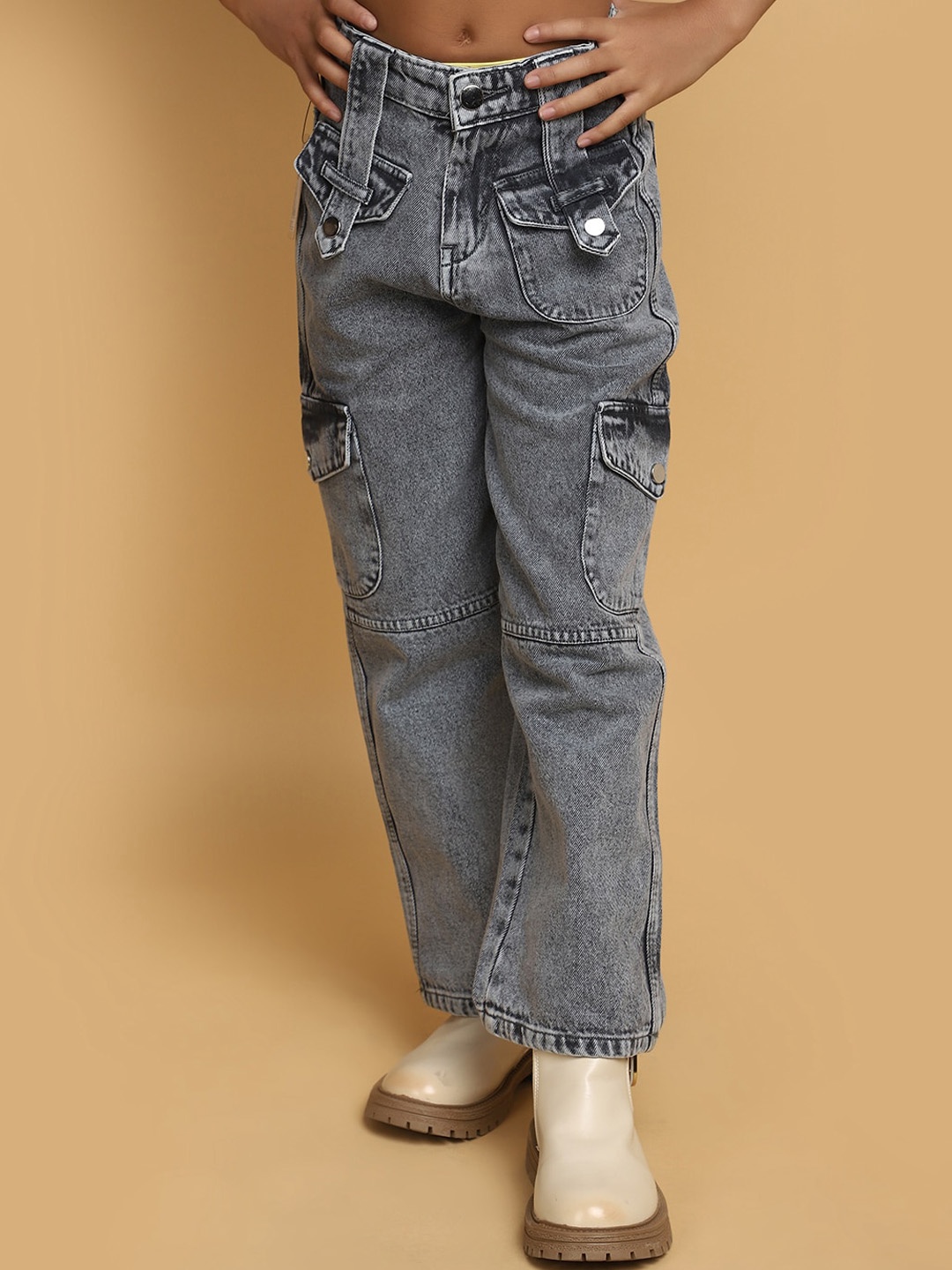 

V-Mart Girls Mid-Rise Heavy Fade Clean Look Cotton Jeans, Black