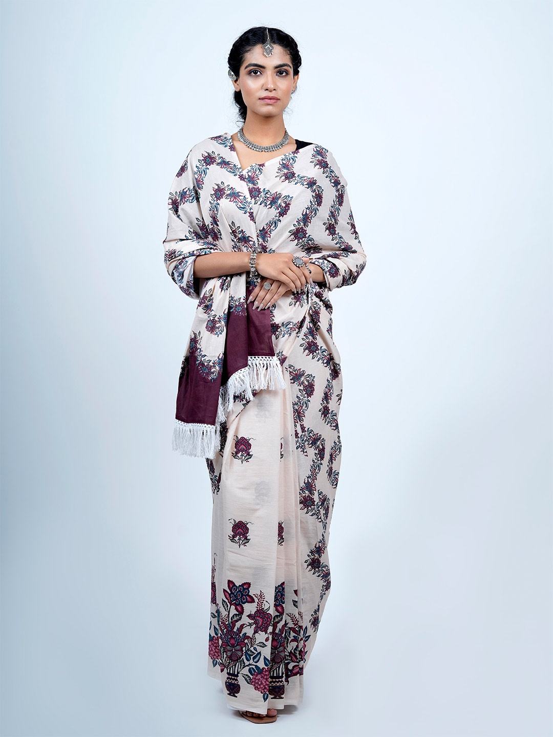 

BUTA BUTI Floral Printed Pure Cotton Saree, Beige