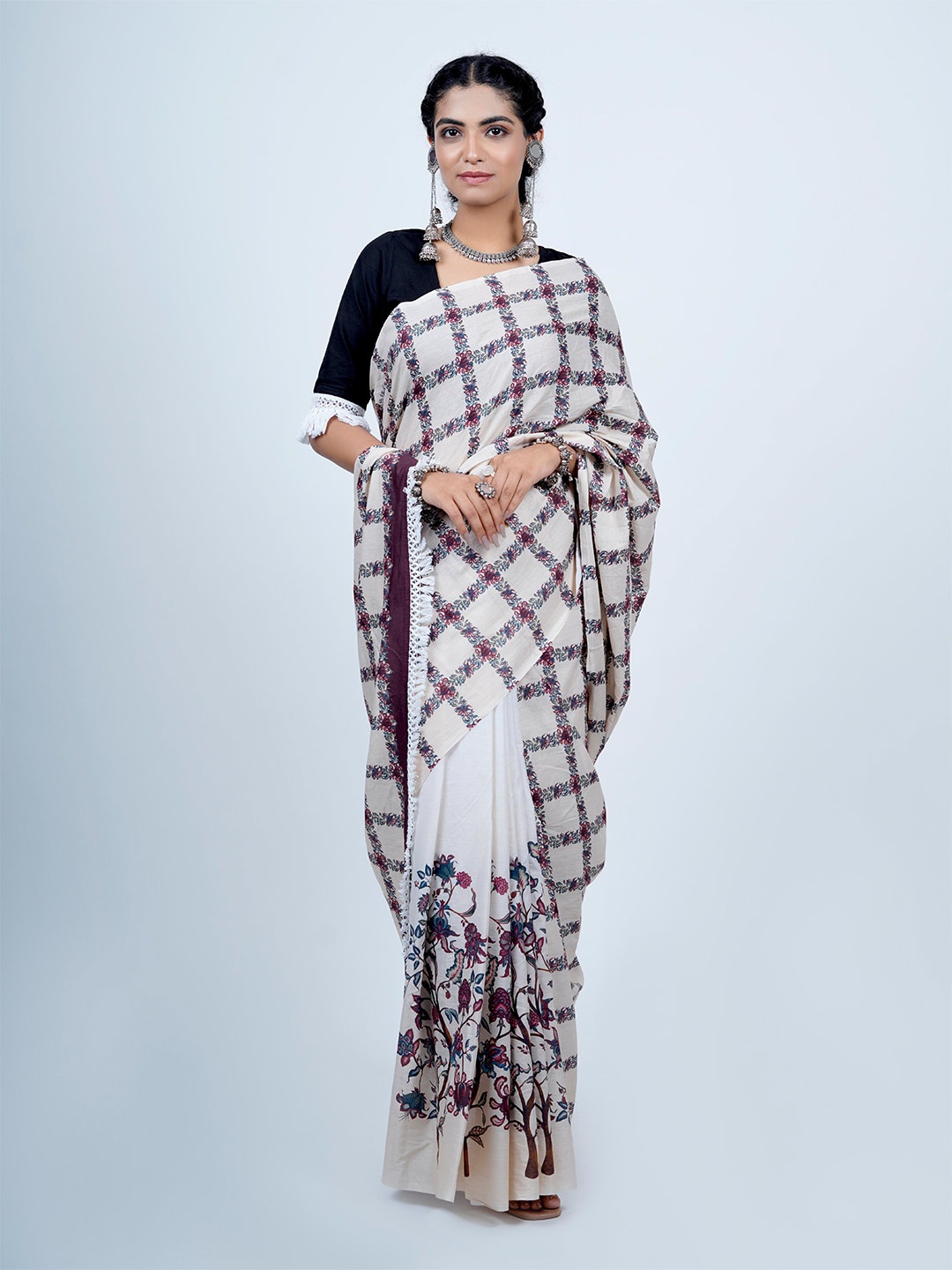 

BUTA BUTI Floral Printed Pure Cotton Saree, Off white