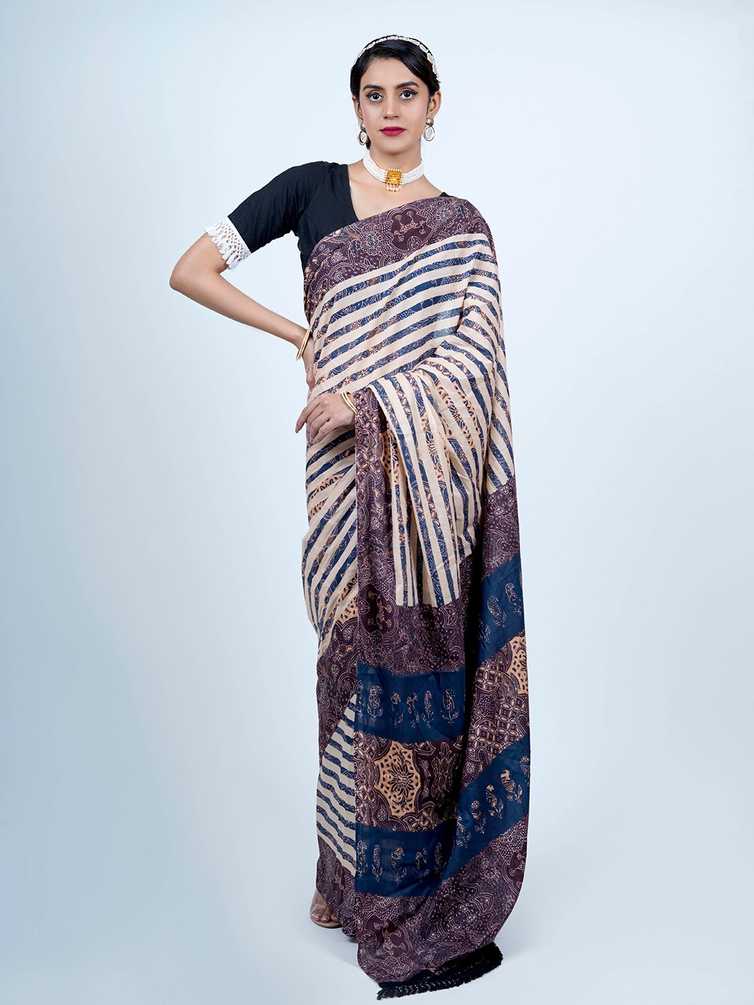 

BUTA BUTI Ajrak Block Printed Pure Cotton Saree, Brown