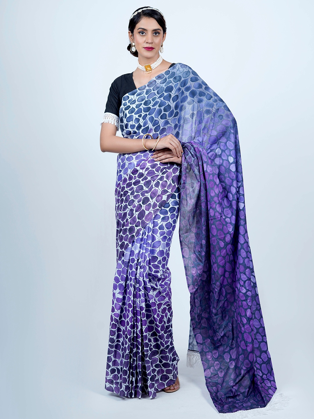 

BUTA BUTI Floral Printed Pure Cotton Saree, Blue