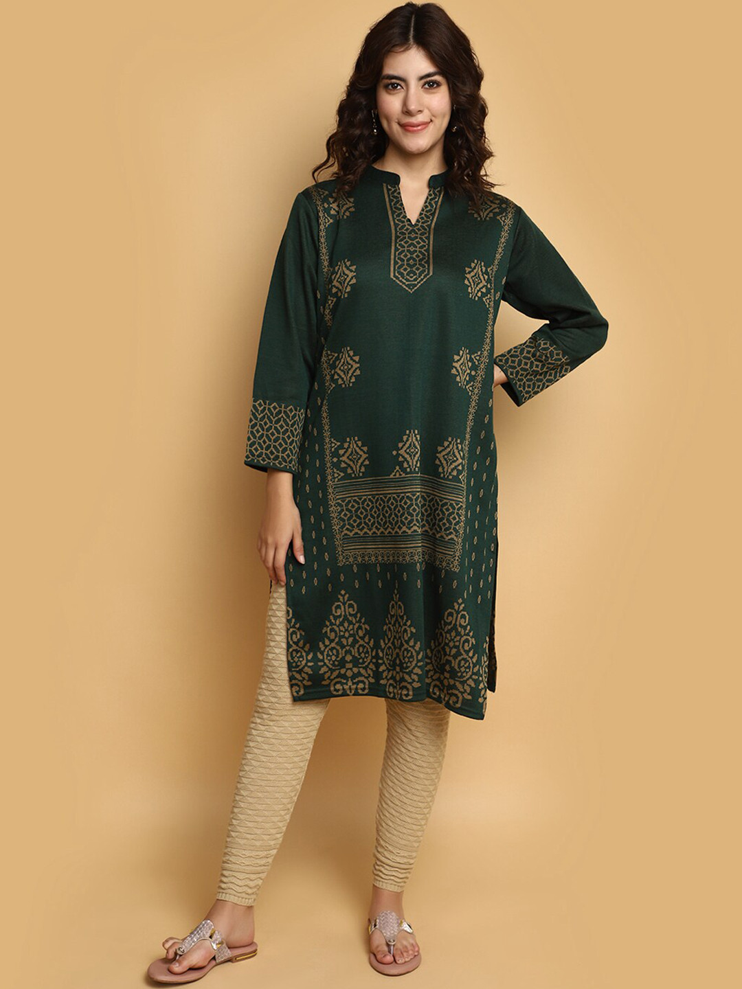 

V-Mart Ethnic Motifs Printed Mandarin Collar Straight Kurta, Green