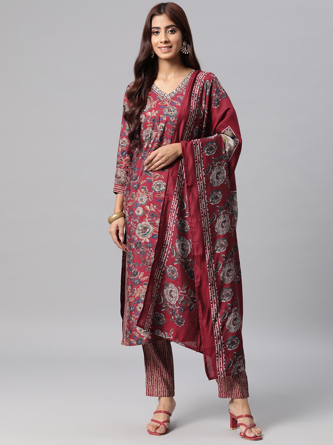 

Readiprint Ethnic Motifs Printed Sequinned Silk Kurta with Trousers & Dupatta, Maroon