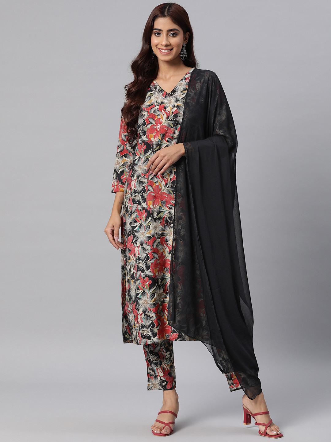 

Readiprint Women Floral Printed Thread Work Silk Kurta with Trousers & Dupatta, Black