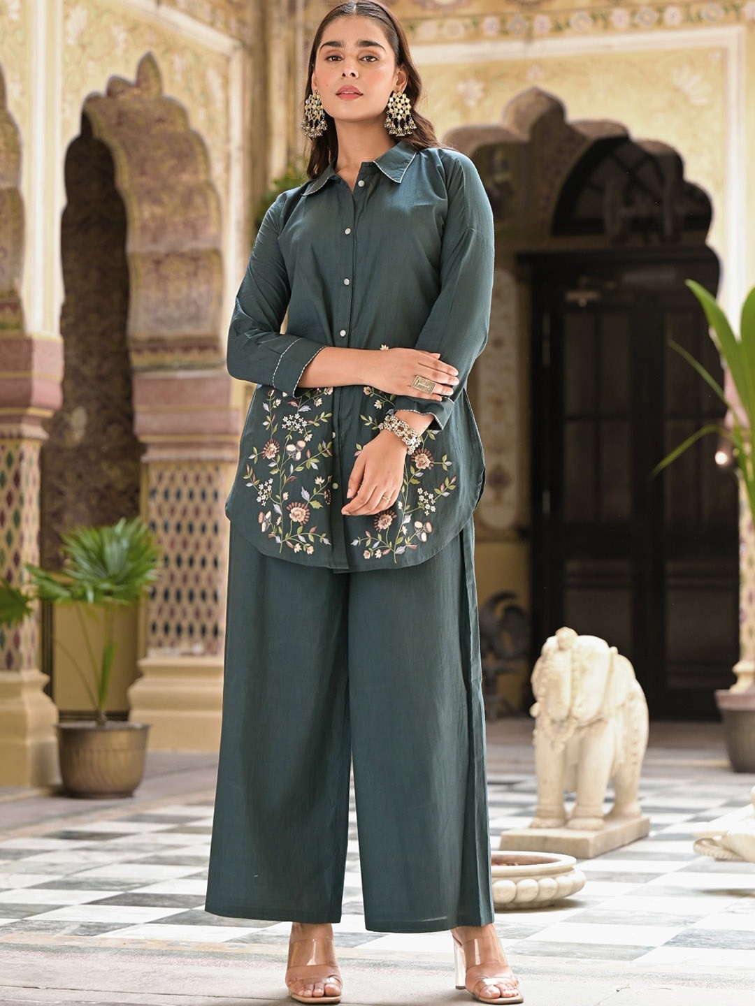

The Kapas Embroidered Shirt-Collar Pure Cotton Shirt With Trouser Co-Ords, Teal