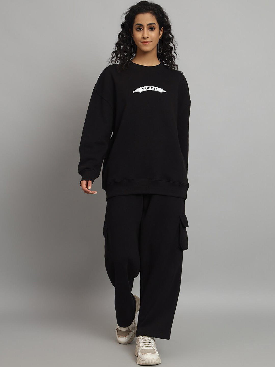 

GRIFFEL Printed Sweatshirt & Track Pants Tracksuit, Black