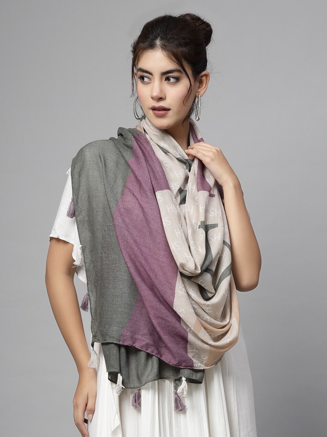 

J Style Colourblocked Stole, Off white