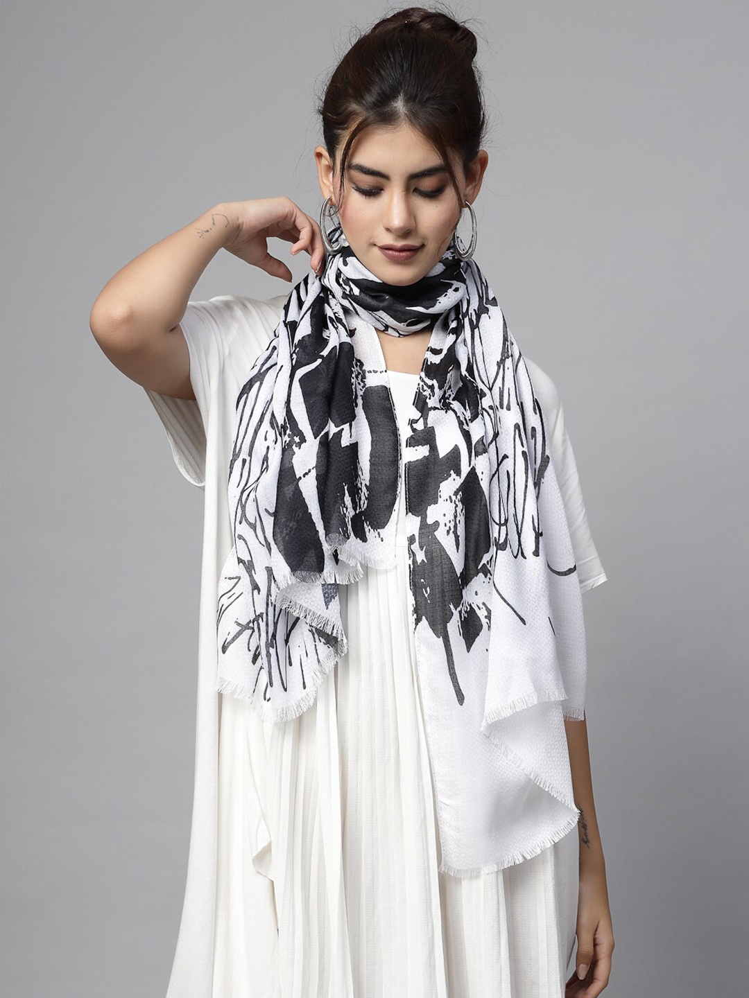 

J Style Abstract Printed Stole, Black