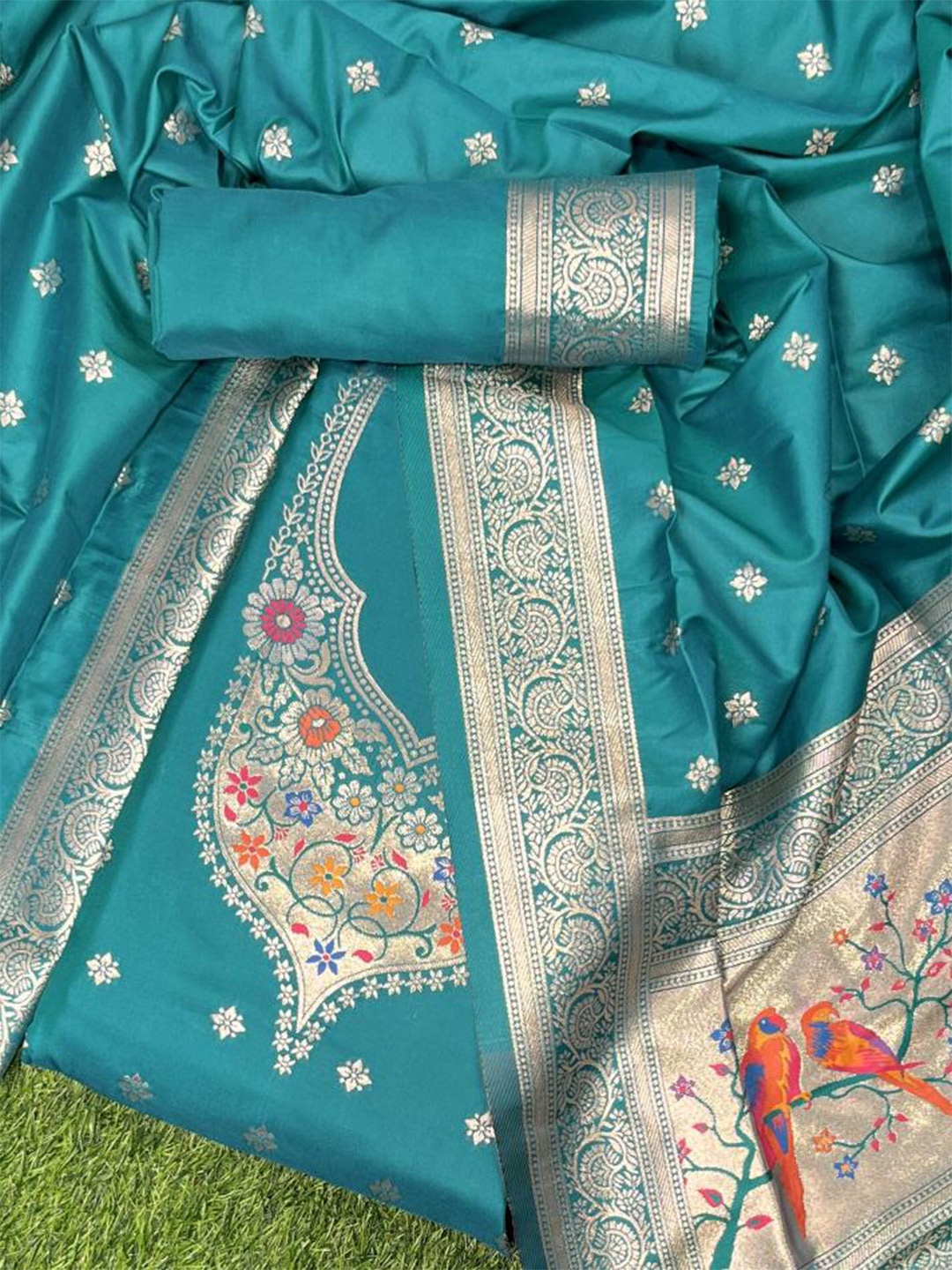 

VISHNU WEAVES Ethnic Motifs Woven Design Zari Pure Silk Unstitched Dress Material, Turquoise blue