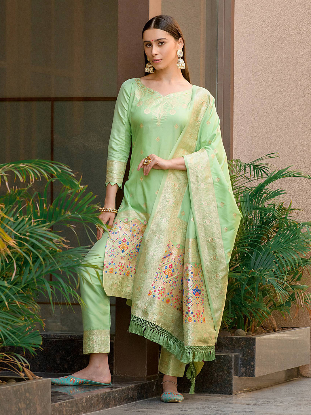 

VISHNU WEAVES Lime Green Pure Silk Unstitched Dress Material
