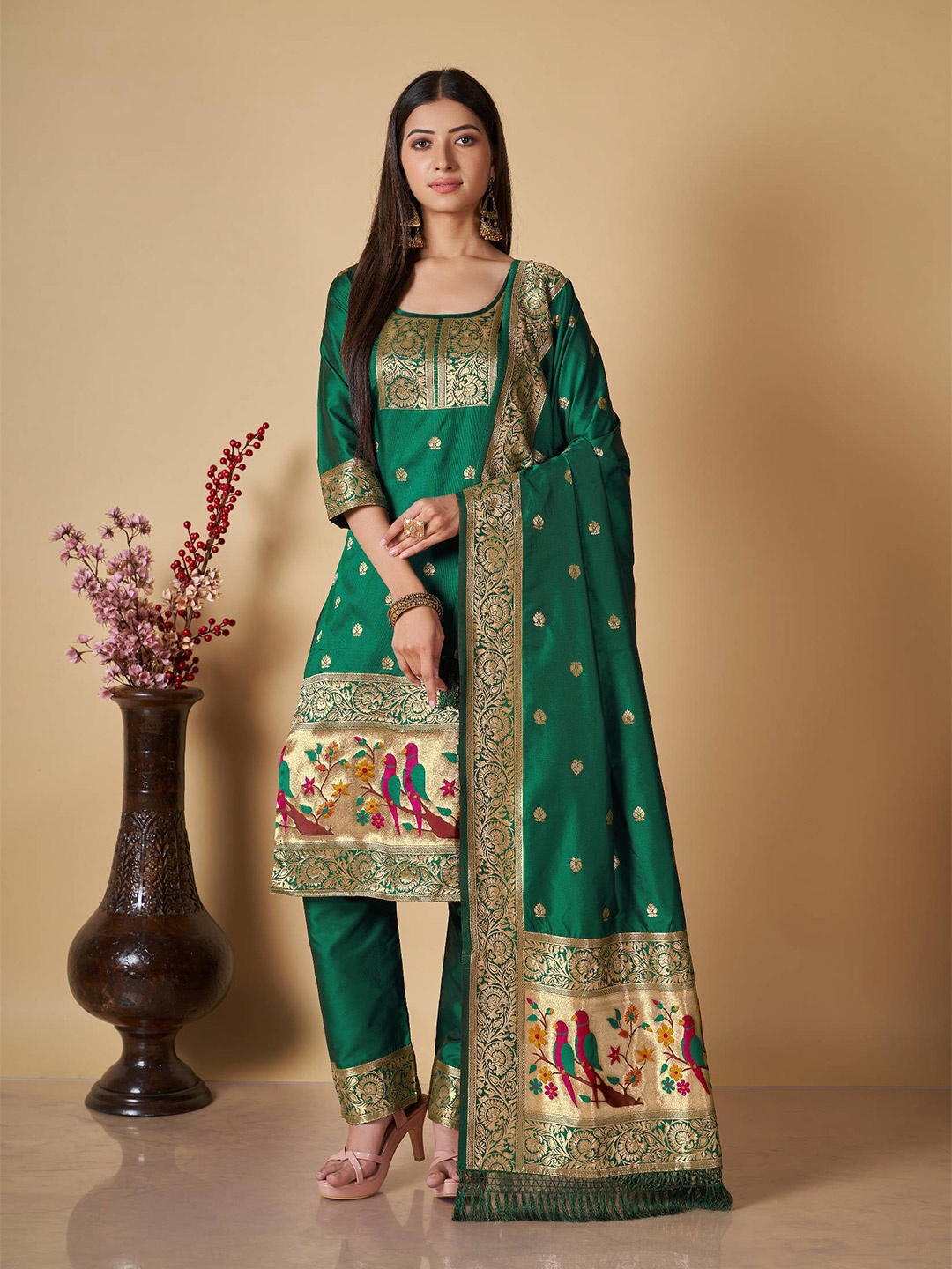 

VISHNU WEAVES Ethnic Motifs Woven Design Pure Silk Unstitched Dress Material, Green