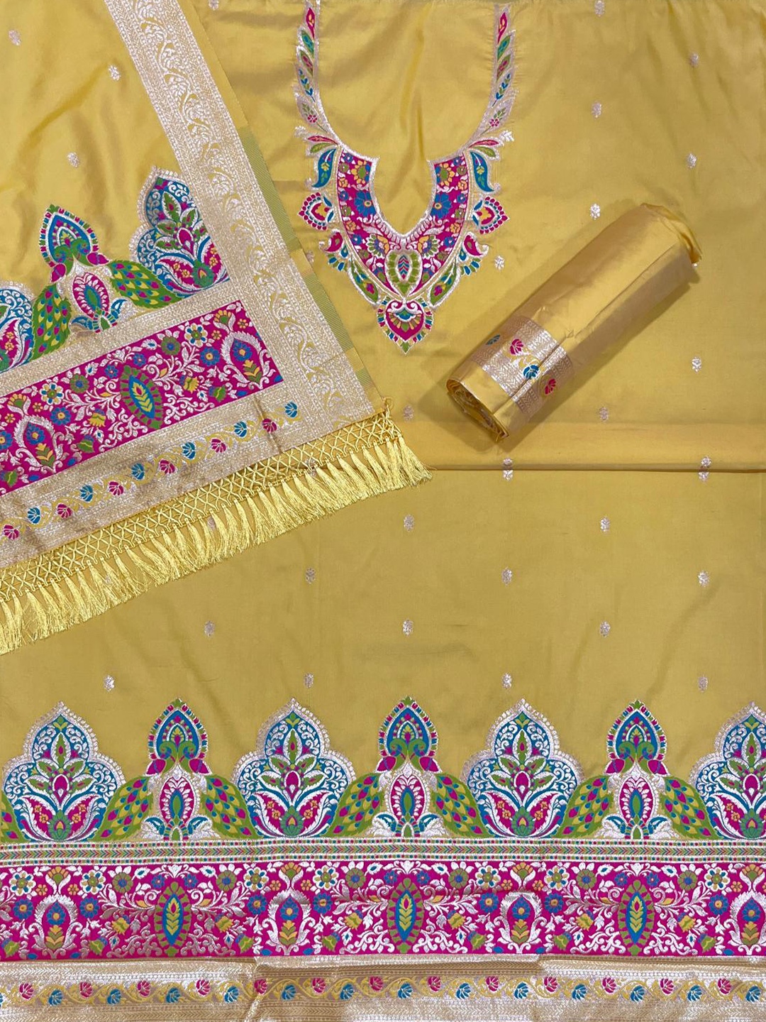

VISHNU WEAVES Ethnic Motifs Woven Design Zari Pure Silk Unstitched Dress Material, Yellow