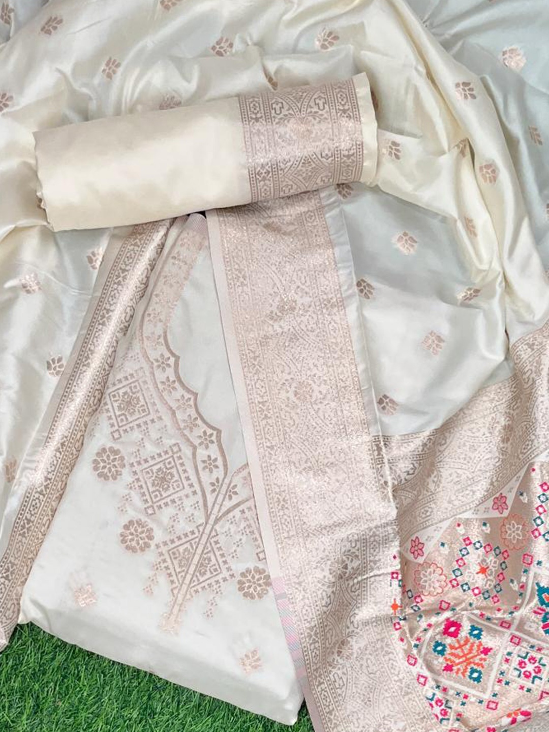 

VISHNU WEAVES Ethnic Motifs Woven Design Zari Pure Silk Unstitched Dress Material, Off white