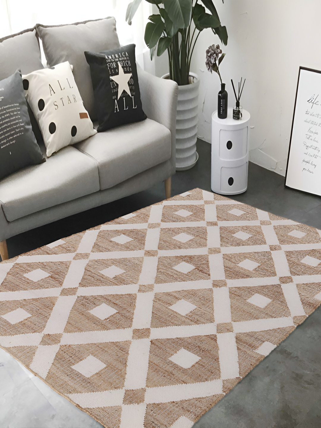 

PEQURA Brown Geometric Handmade Woollen Carpet
