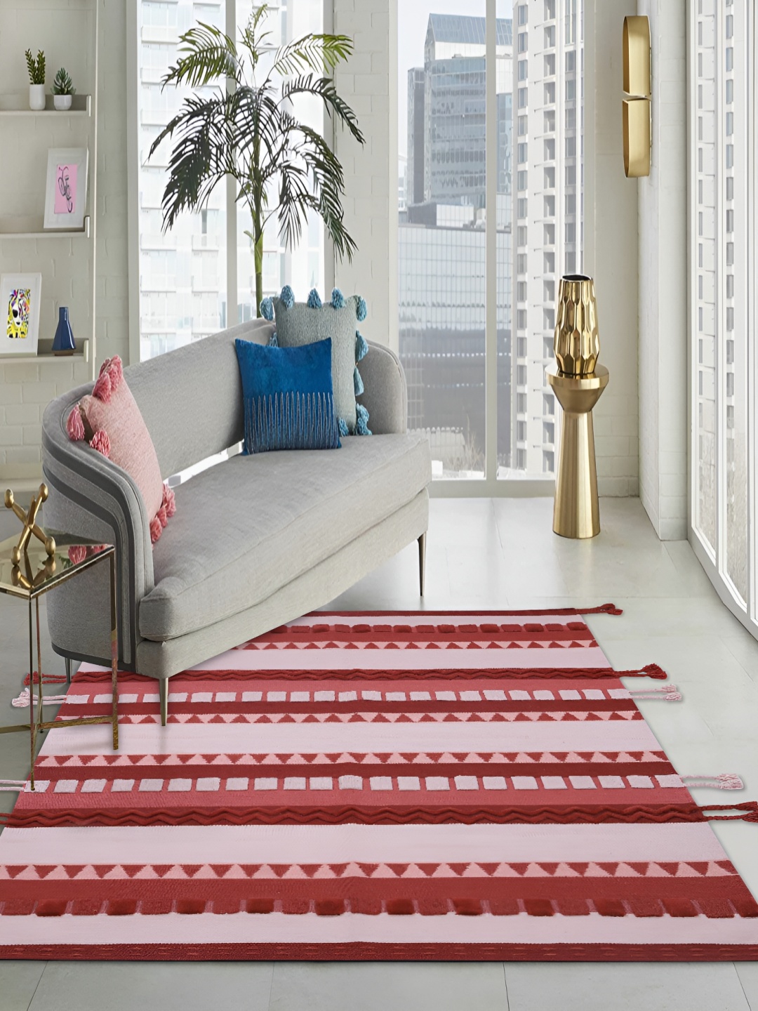 

PEQURA Red & White Handmade Woollen Carpet