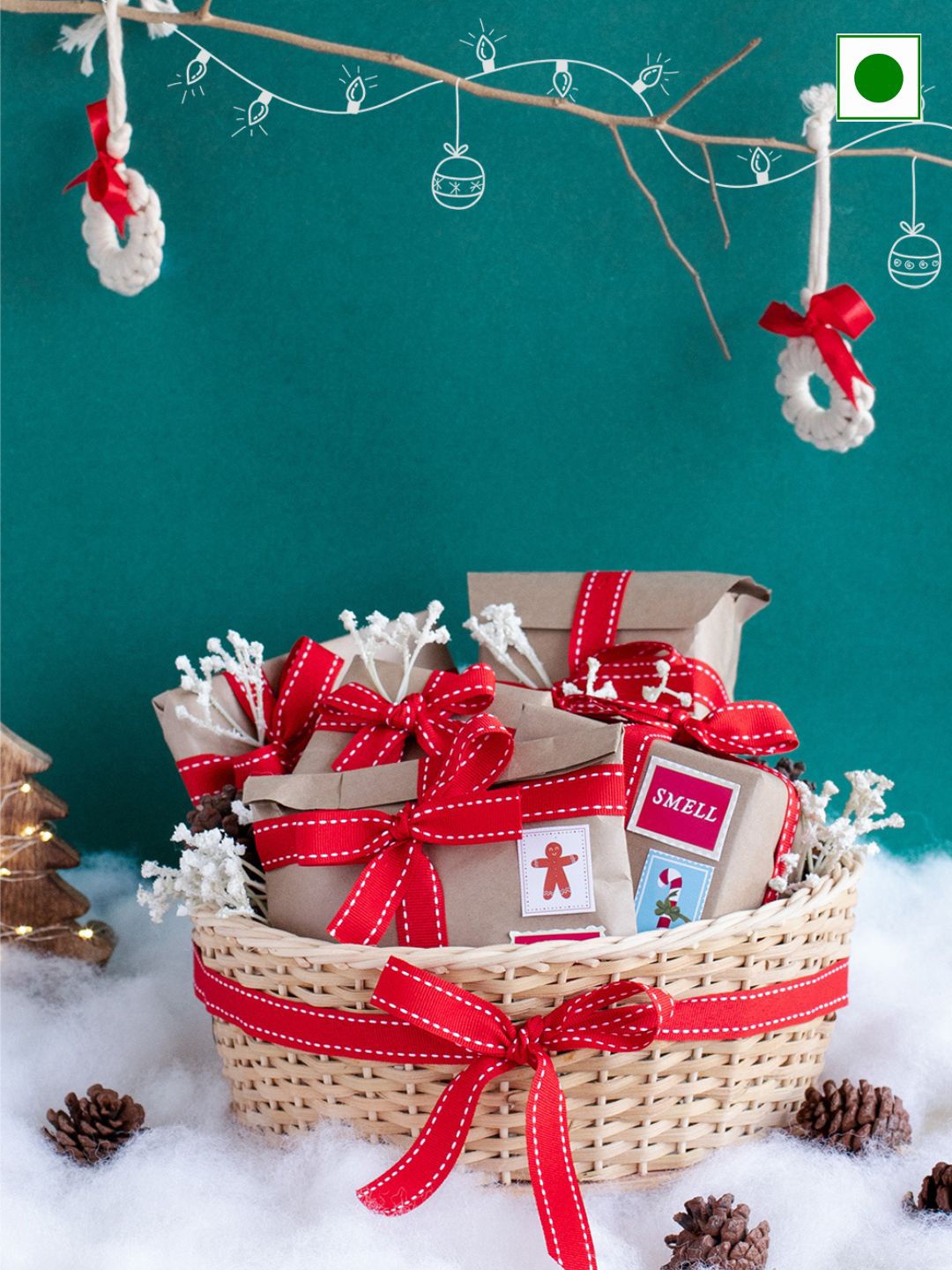 

Confetti Gifts Set of 5 Christmas Gift Set, Red