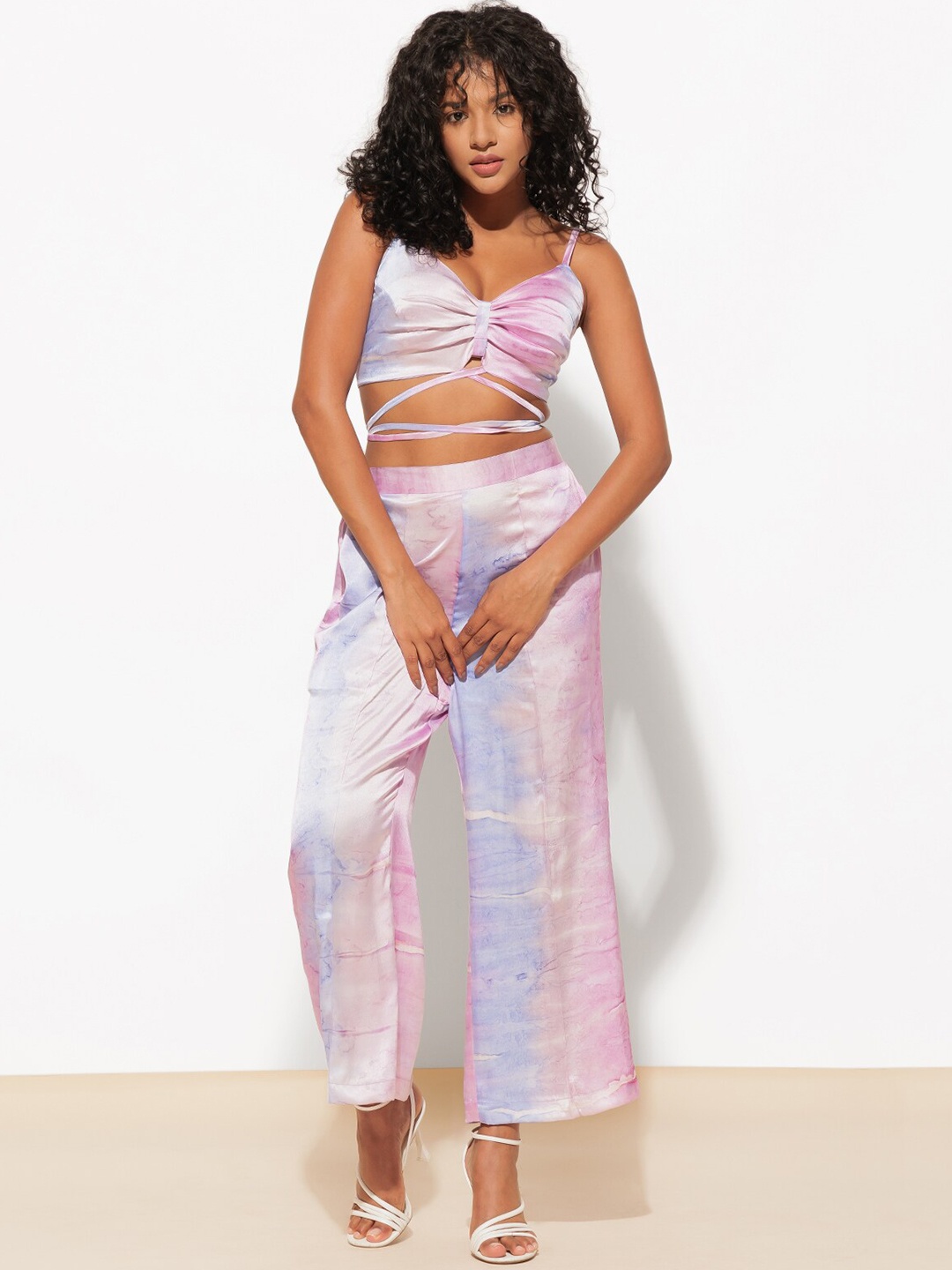 

Urban Sundari Printed Sweetheart Neck Crop Top With High Waist Trousers Co-Ords, Purple