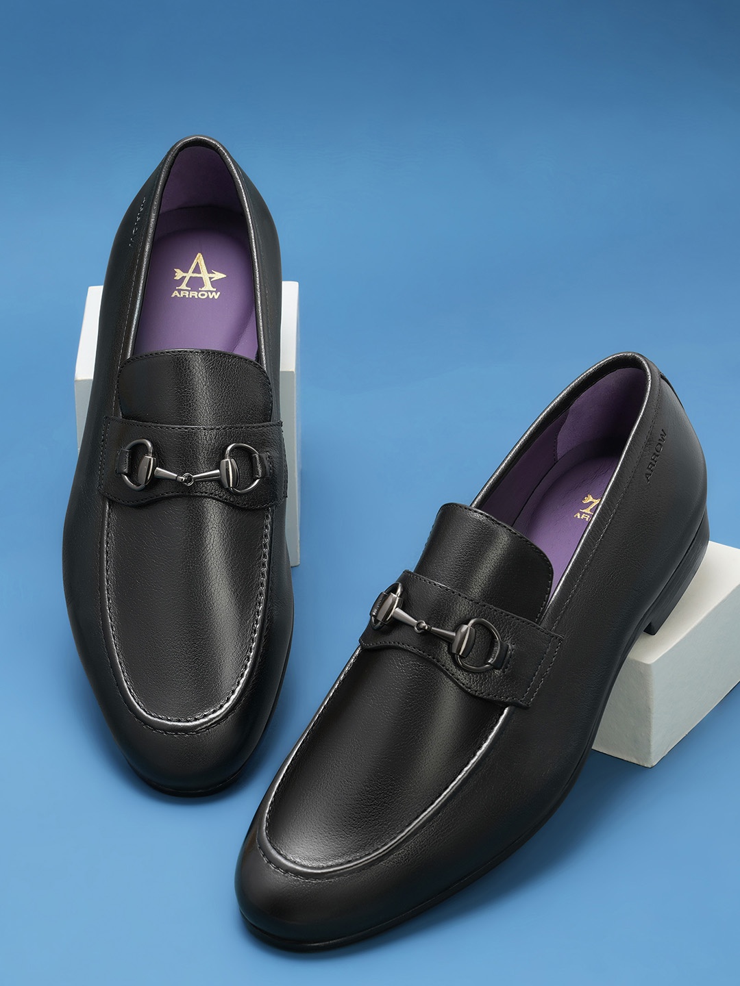 

Arrow Men BOSCO Textured Leather Formal Horsebit Loafers, Black