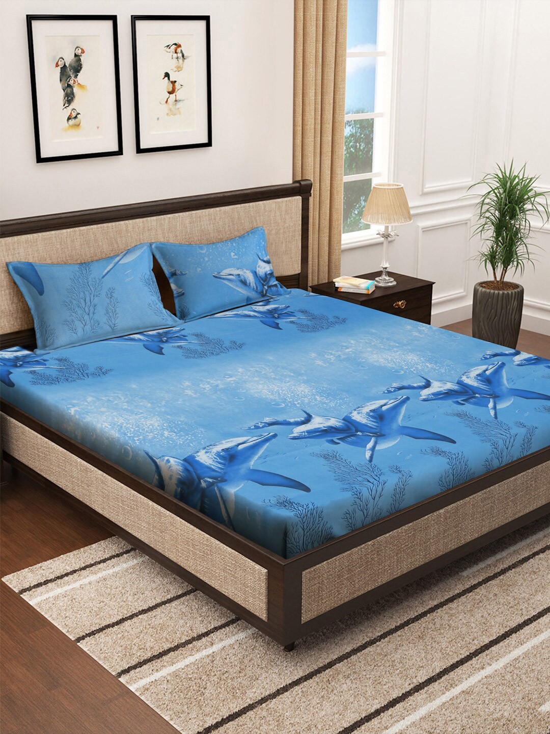 

KLOTTHE Blue & Black Printed 300 TC King Size Bedsheet With 2 Pillow Cover