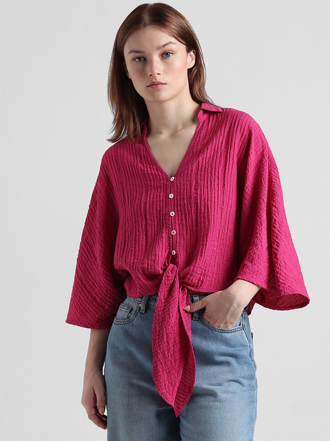 

ONLY Self Design Flared Sleeves Tie-Up Detail Shirt Collar Crop Top, Pink