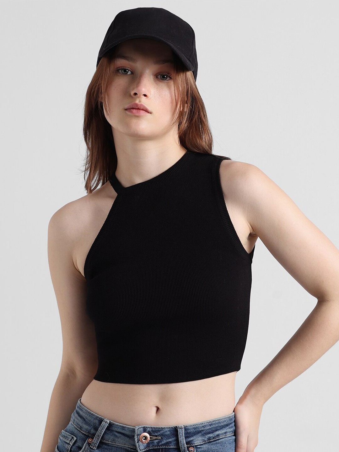 

ONLY Knitted Sleeveless Crop Fitted Top, Black