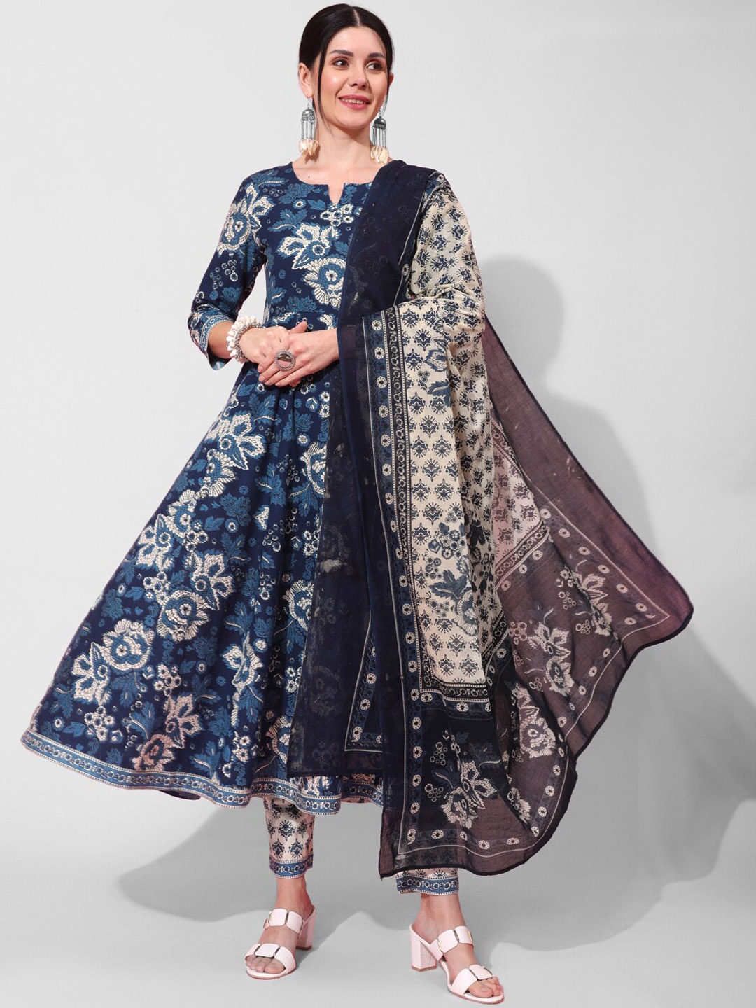 

AADAT Floral Printed Anarkali Pure Cotton Kurta with Palazzos & Dupatta, Blue