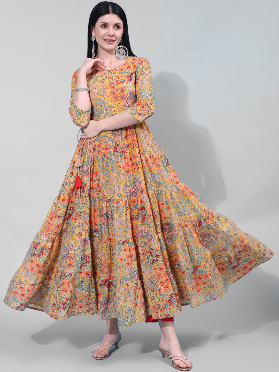 

AADAT Floral Printed Cotton Tiered Anarkali Kurta, Orange
