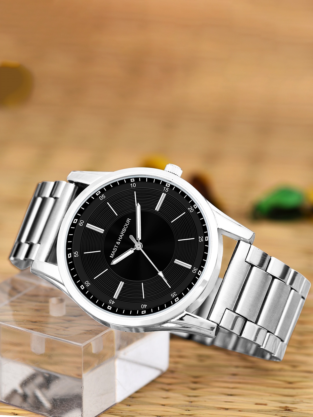 

Mast & Harbour Men Stainless Steel Straps Analogue Watch HOBMH-NEW-104-BK, Black