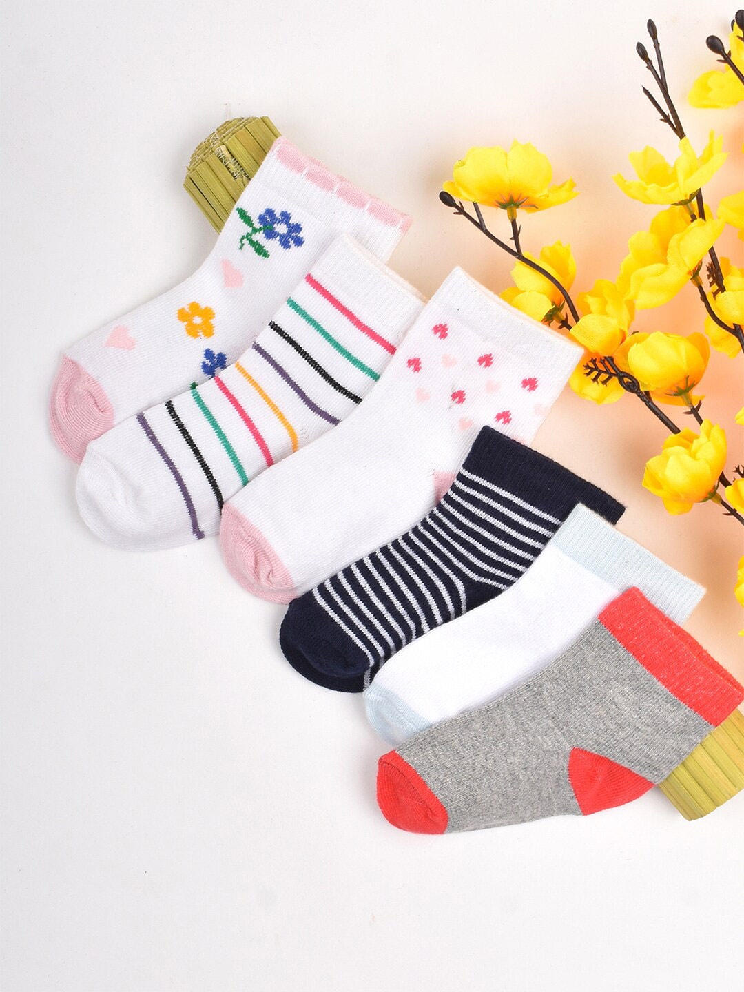 

FOOTPRINT 5 Pairs Infant Kids Patterned Ankle-Length Organic Cotton Socks, White