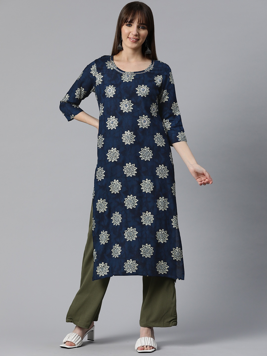 

Readiprint Fashions Women Ethnic Motifs Printed Kurta, Navy blue