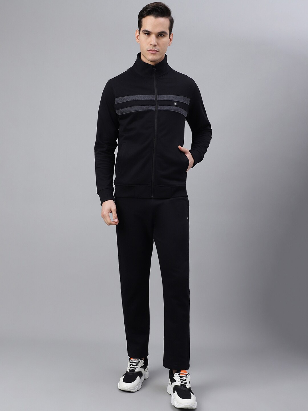 

FCK GOLD Mock Collar Jacket With Track Pants, Black