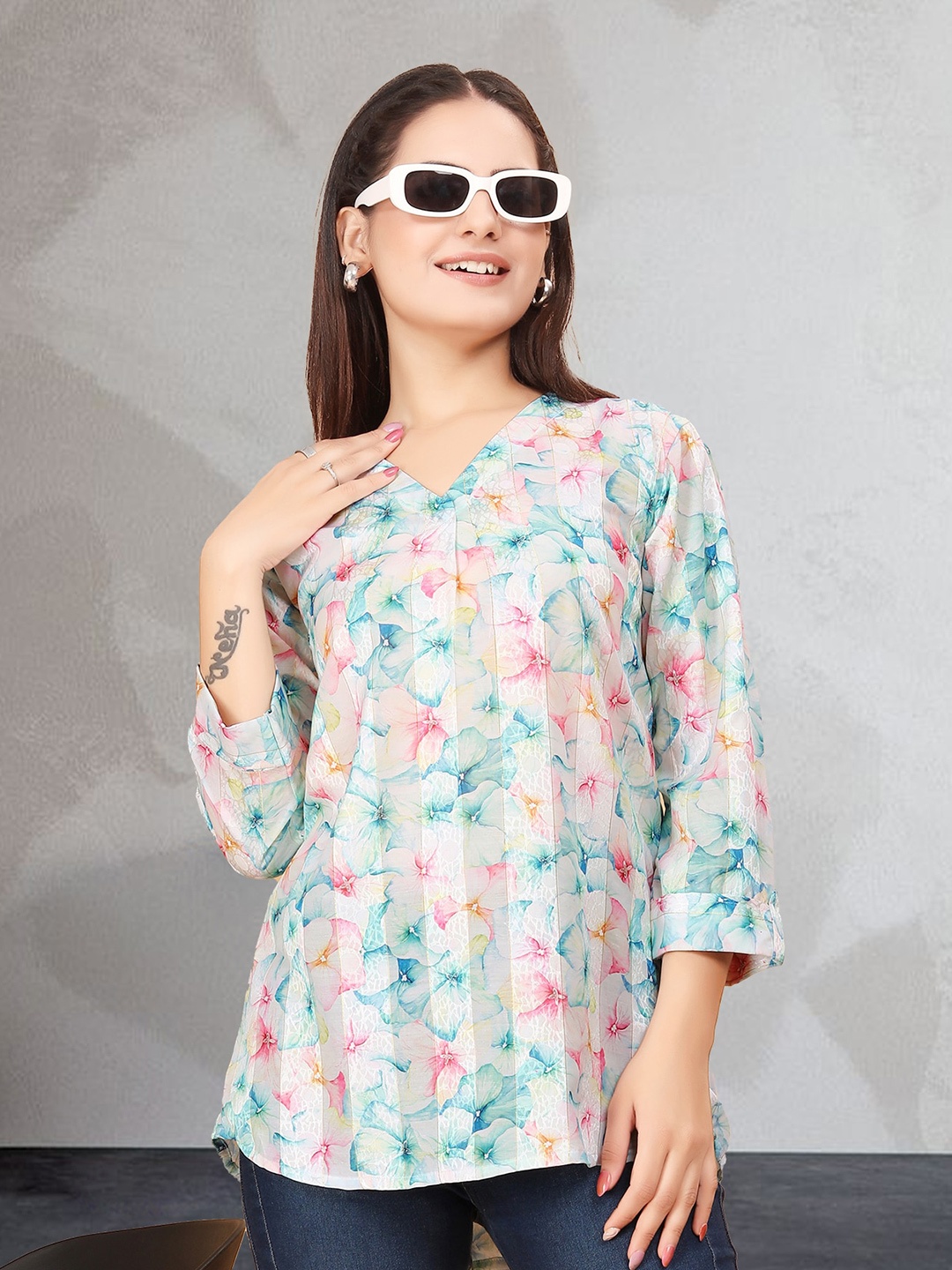 N N ENTERPRISE Floral Printed Pure Cotton Top, Blue