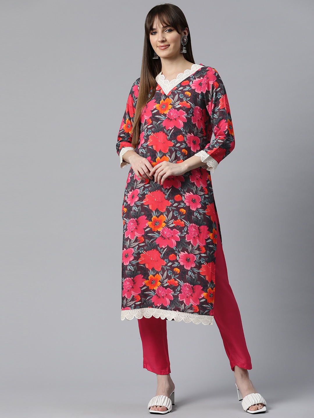 

Readiprint Women Floral Printed Regular Pure Silk Kurta with Trousers, Pink