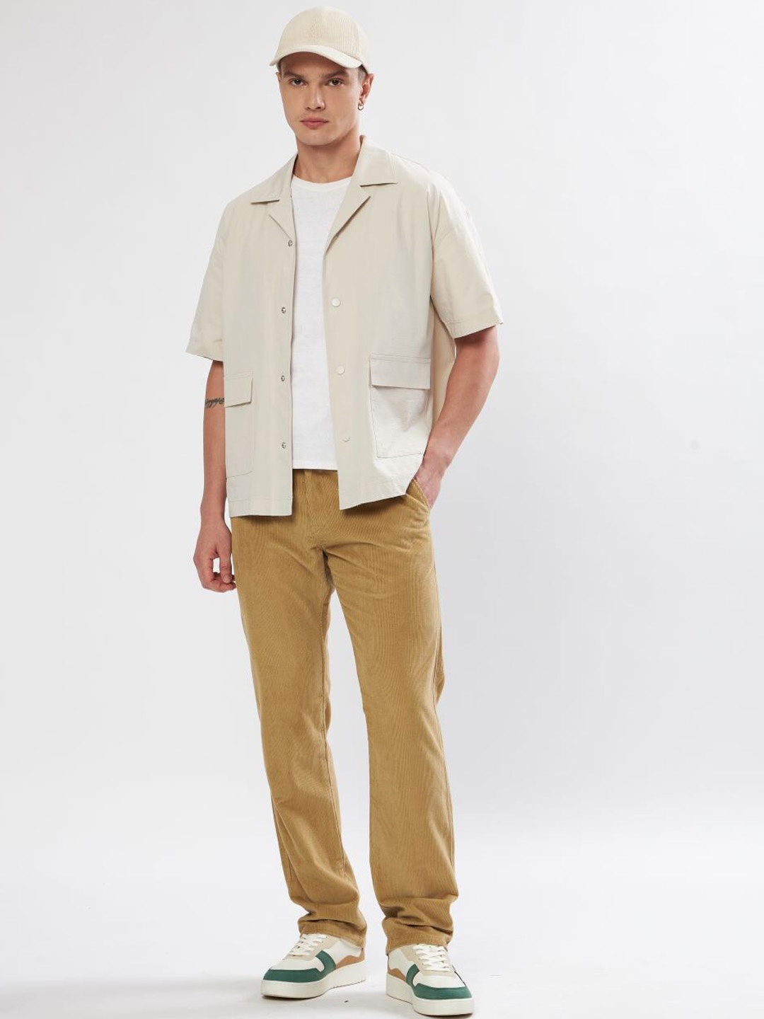 

UNITED DENIM Men Relaxed Slim Fit Cotton Corduroy Trousers, Khaki
