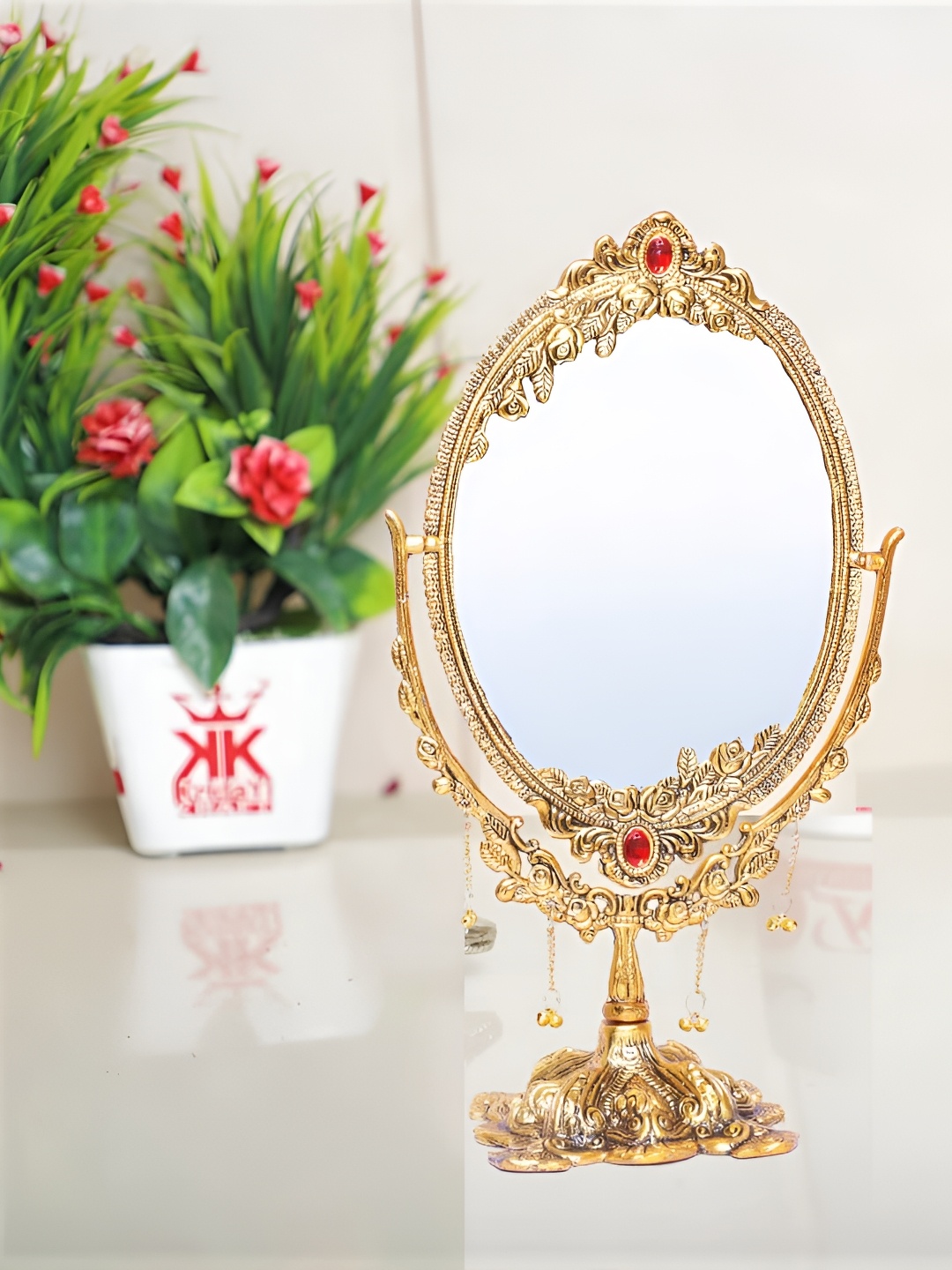 

Kridaykraft Gold-Toned Showpiece Oval Metal Makeup Mirror