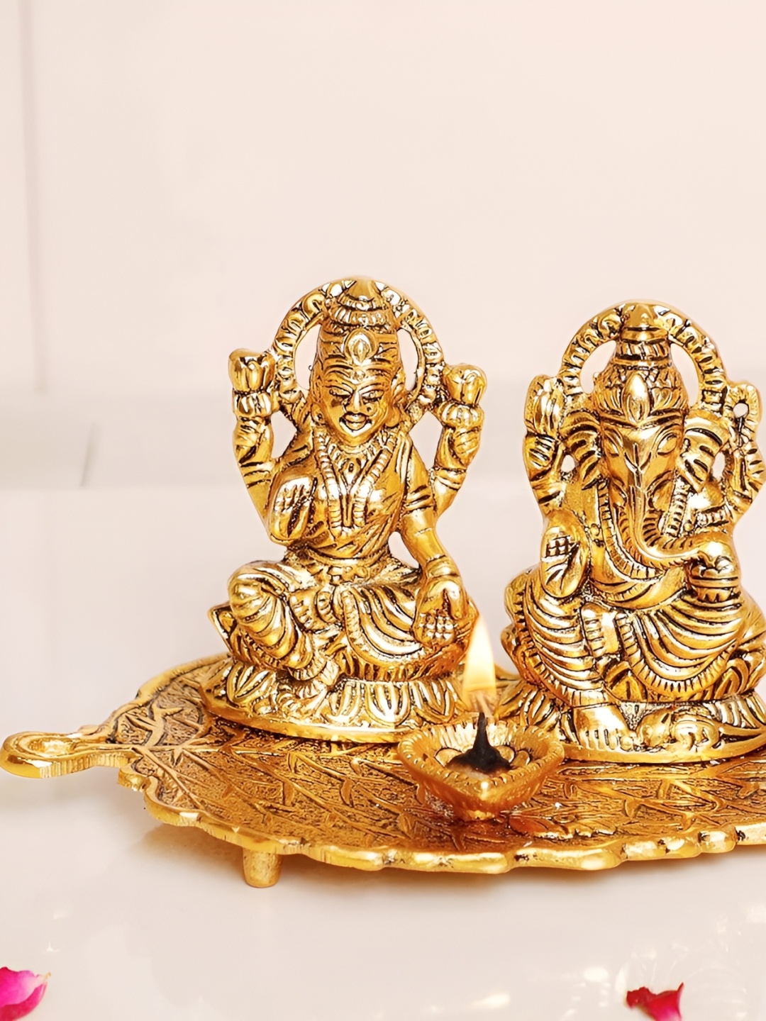 

Kridaykraft Gold Toned Metal Showpiece