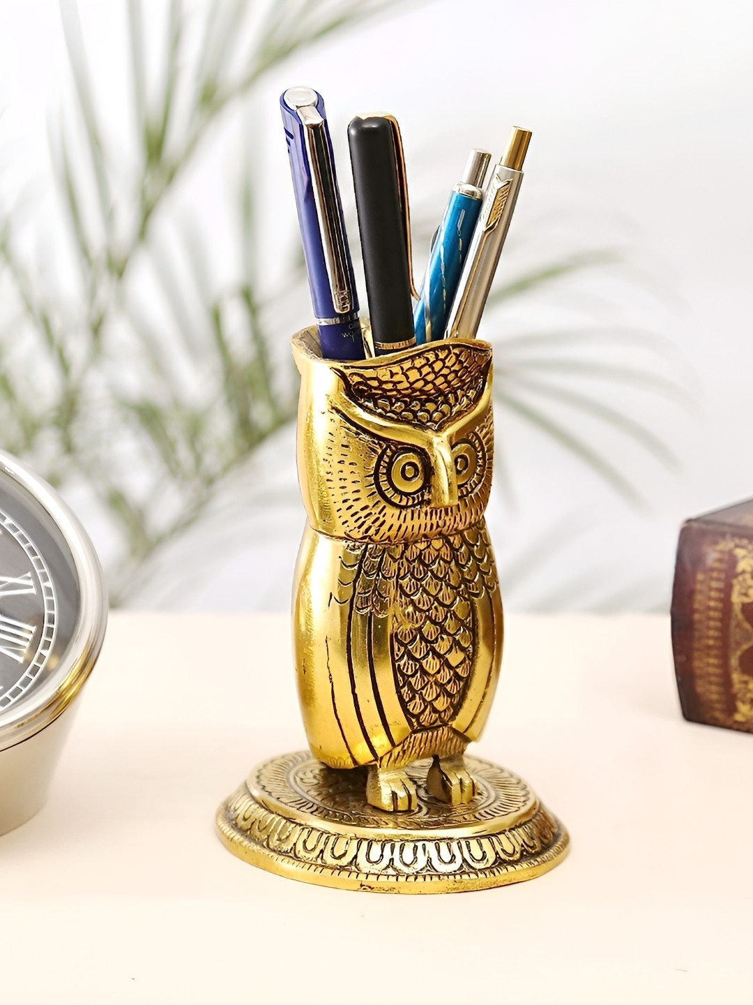 

Kridaykraft Gold Toned Metal Showpiece