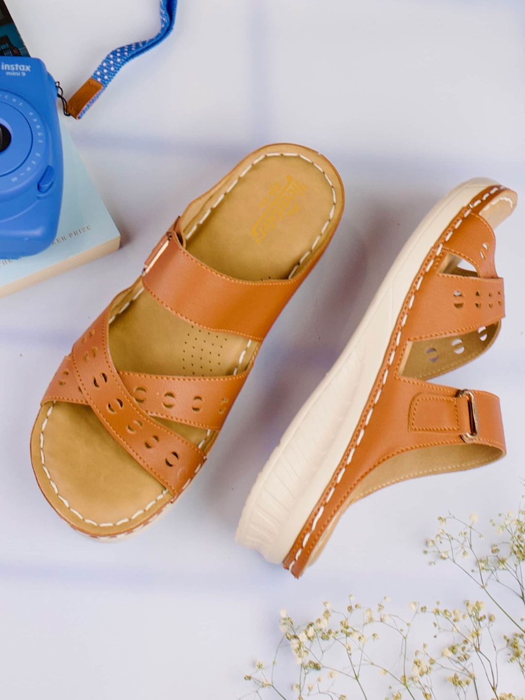 

The Roadster Lifestyle Co. Tan Brown Laser Cuts Open Toe Flats