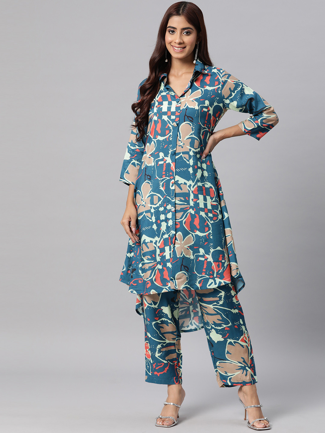 Readiprint Fashions Women Floral Printed Regular Pure Silk Tunic with Palazzos, Navy blue