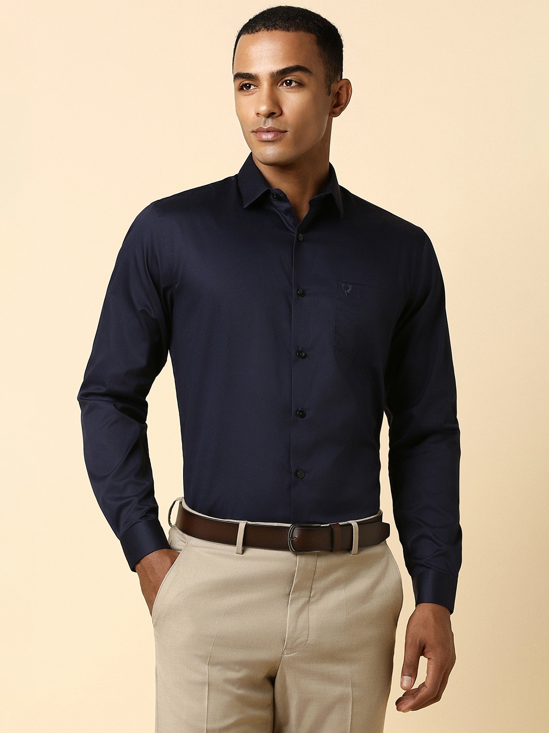 

Allen Solly Slim Fit Long Sleeves Cotton Formal Shirt, Navy blue