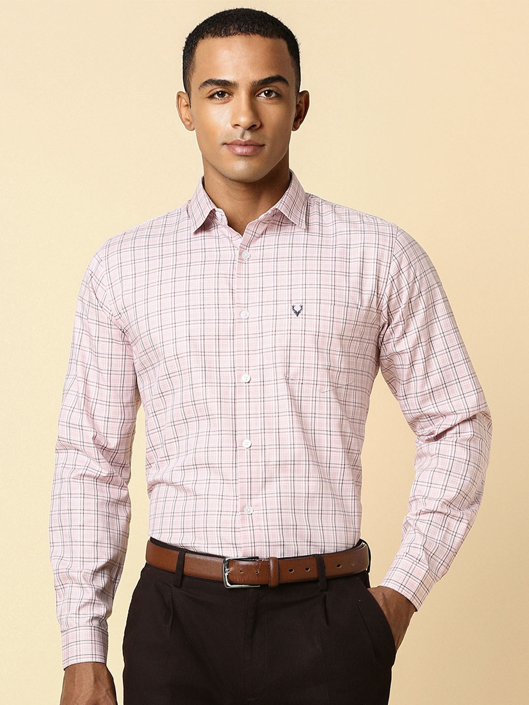 

Allen Solly Men Pink Slim Fit Checked Formal Shirt