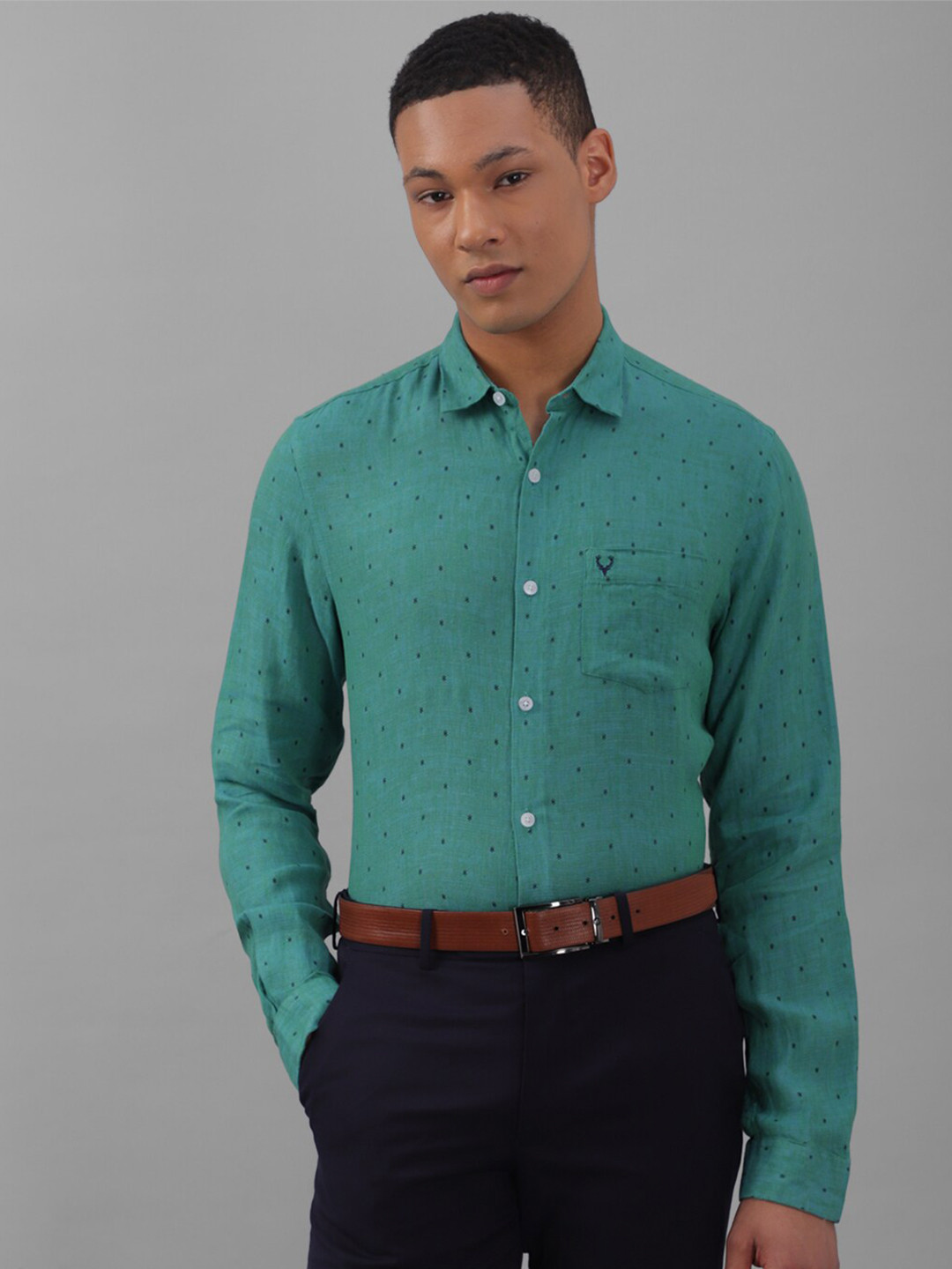 

Allen Solly Slim Fit Micro Ditsy Printed Pure Linen Formal Shirt, Green