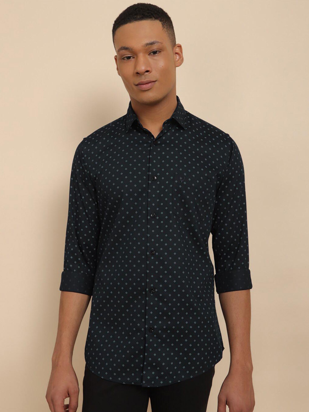 

Allen Solly Slim Fit Micro Ditsy Printed Cotton Casual Shirt, Navy blue