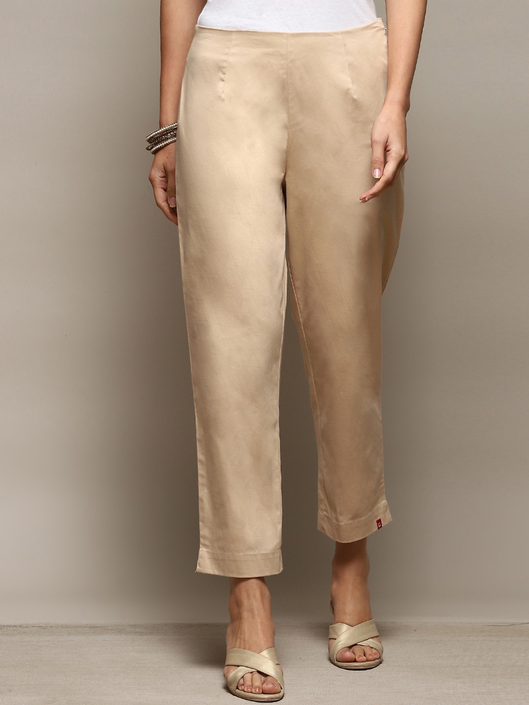 

Biba Women Relaxed Cotton Trouser, Beige