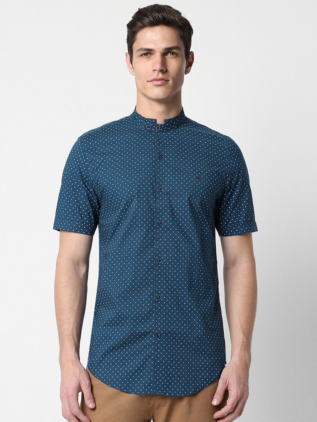 

Peter England Casuals Micro Ditsy Printed Slim Fit Casual Shirt, Blue