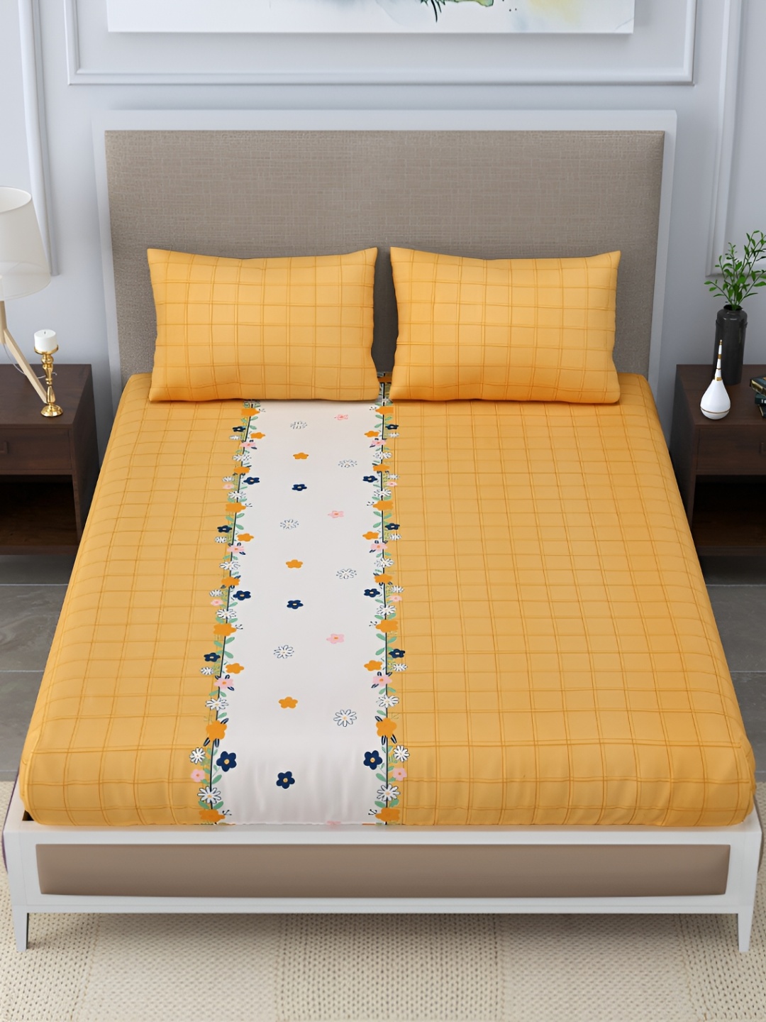 

DIGITRENDZZ Yellow Floral 260 TC Queen Bedsheet with 2 Pillow Covers