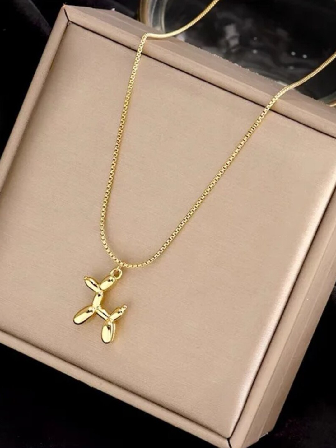 

DressBerry Stainless Steel Necklace, Gold