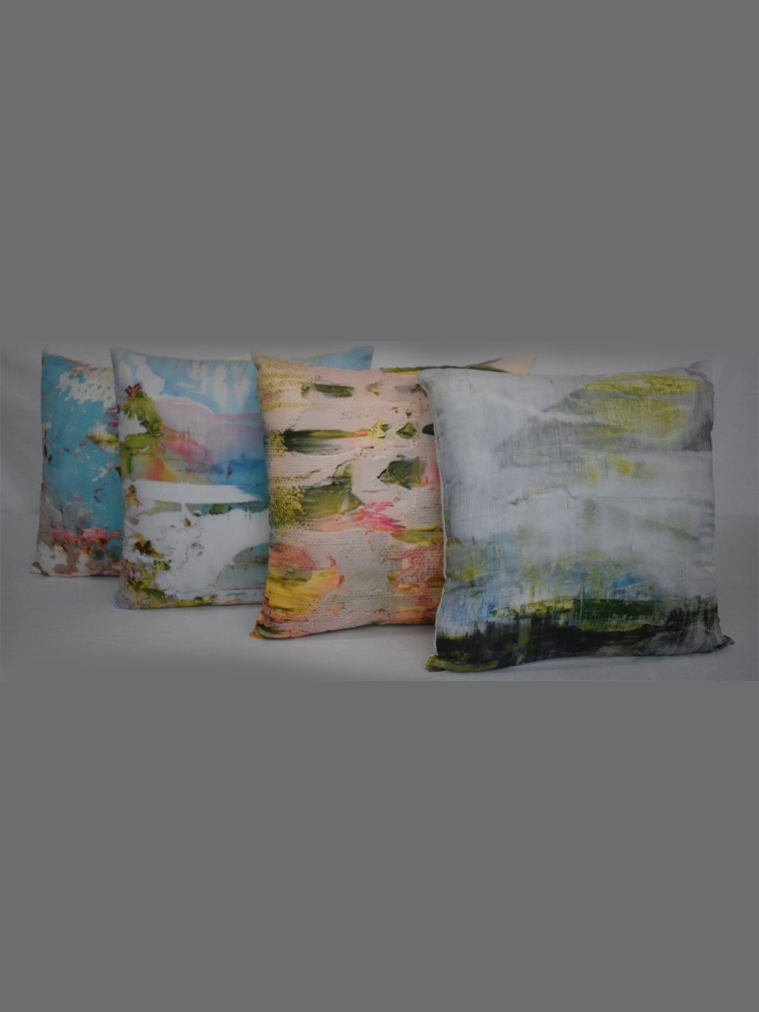 

HERE&NOW White & Pink 4 Pieces Abstract Square Cushion Covers