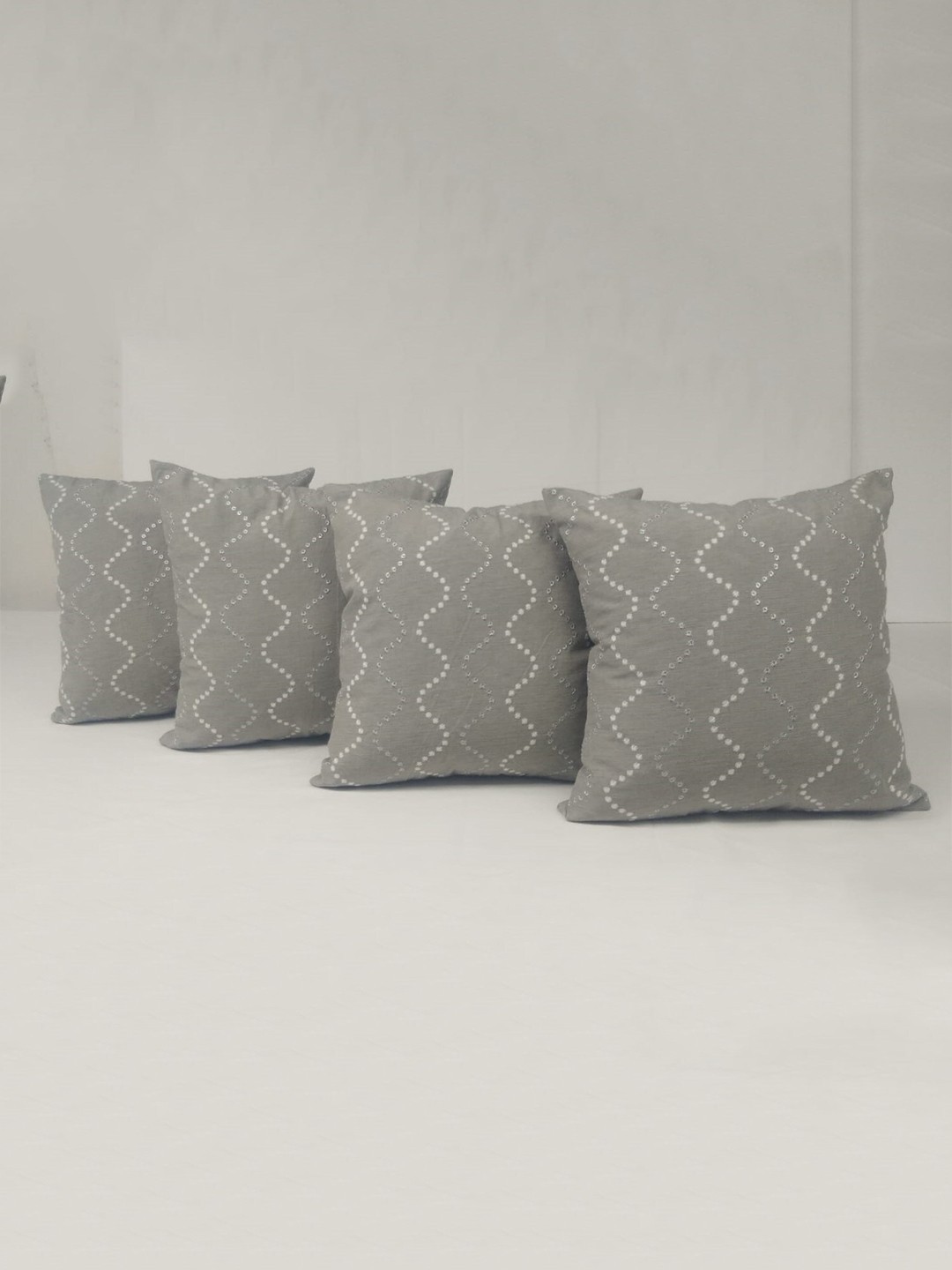 

HERE&NOW Grey & White 4 Pieces Square Cushion Covers