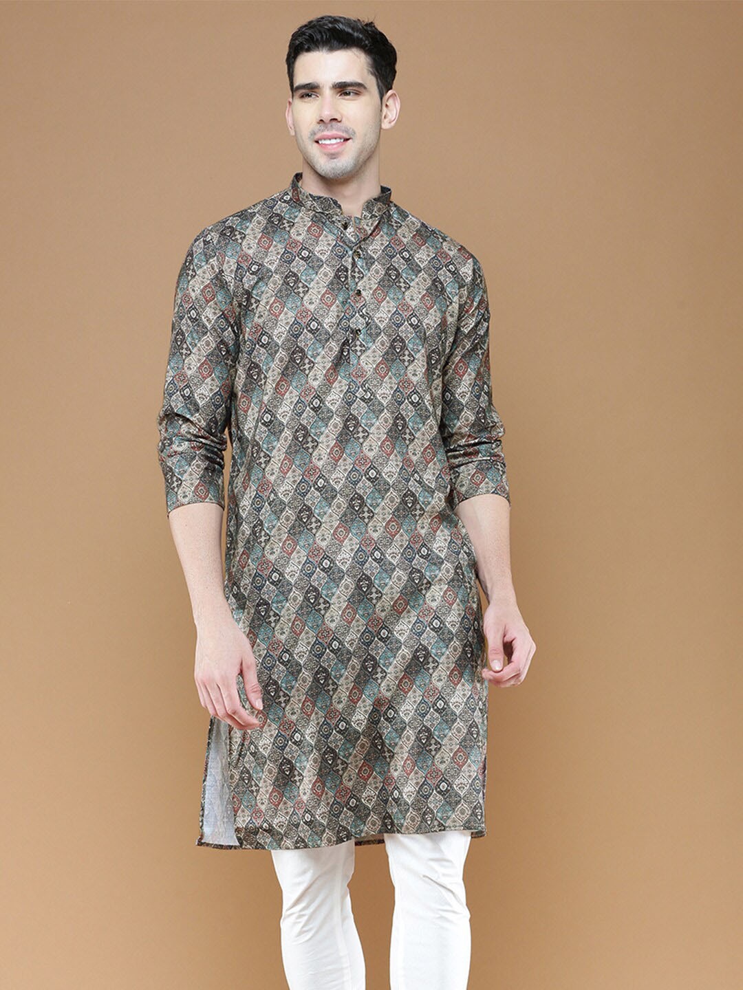 

Sanwara Ethnic Motifs Printed Mandarin Collar Cotton Kurta, Beige